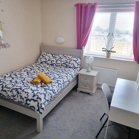 Miller'S Guest Room With Shared Bathroom 스워드 외부 사진