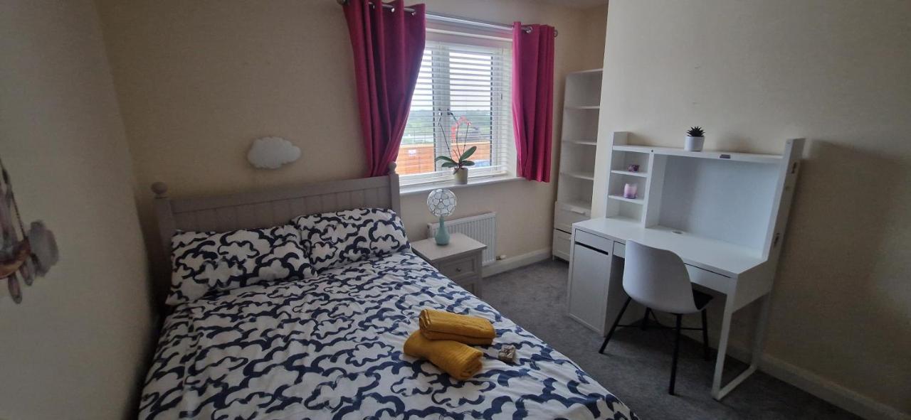 Miller'S Guest Room With Shared Bathroom 스워드 외부 사진
